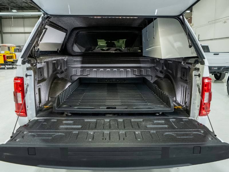 BEDSLIDE 500Go tray installed in a full-size pickup bed