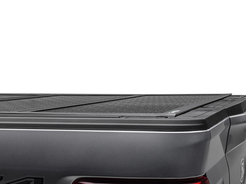 Gator EFX hard folding tonneau cover: Low close-up of the closed hard cover edge along the bed rail