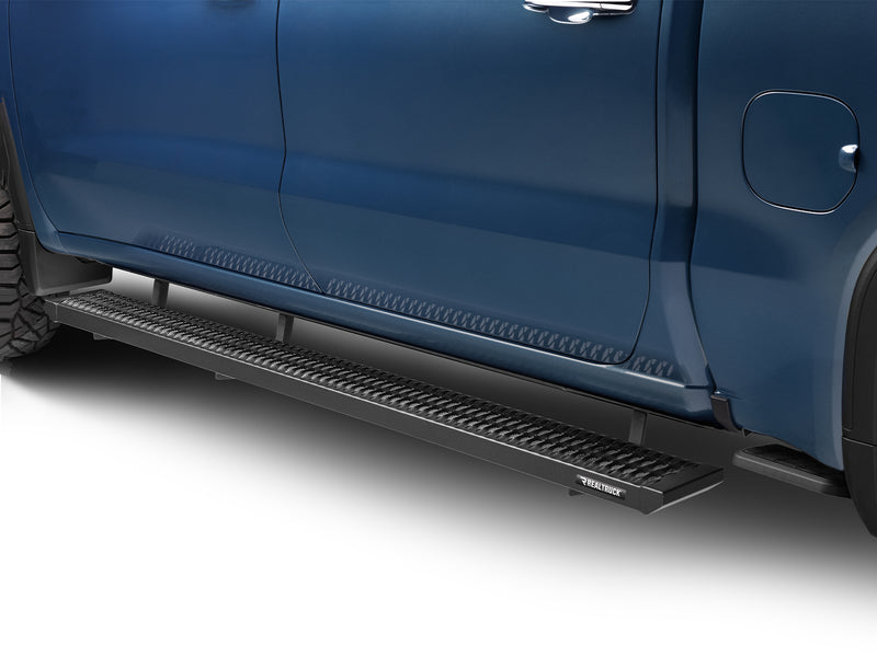 N-Fab Growler Fleet side steps in textured black, side profile, installed along the rocker
