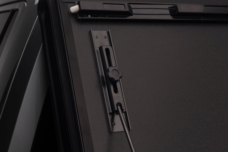 BAKFlip MX4 Hard Folding Tonneau Cover on a Honda Ridgeline — view 6