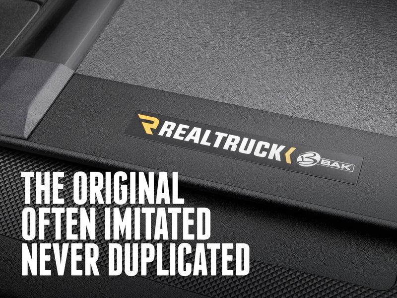 BAKFlip MX4 Hard Folding Tonneau Cover — view 4