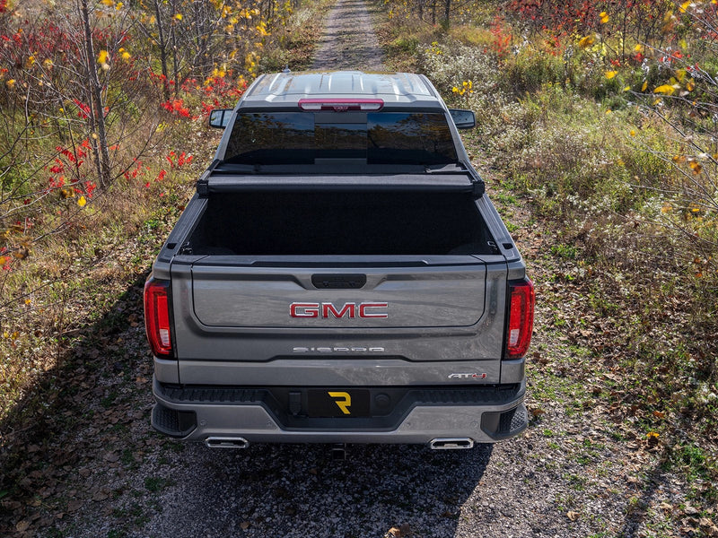 Extang Trifecta ALX Soft Folding Tonneau Cover for 2020-2026 Jeep Gladiator (5' Bed), in use