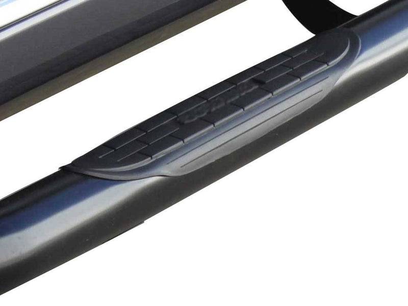 Go Rhino 4000 Series: close-up of a molded step pad on a black round side step
