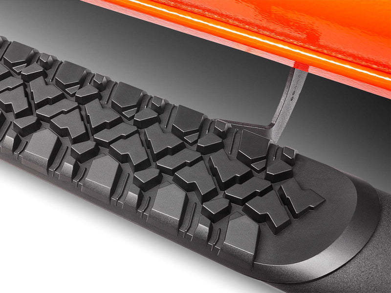 Go Rhino V-Series V3: close-up of the black tire-tread step pad and end cap