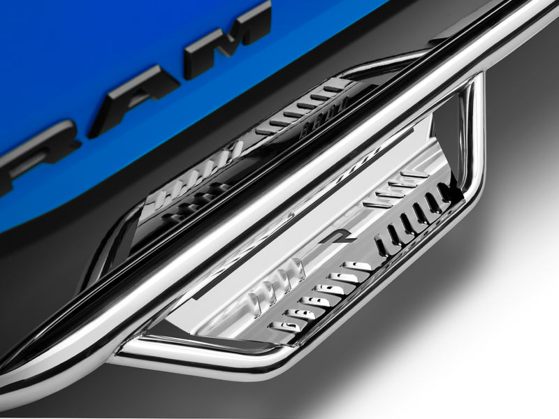 N-Fab Podium cab length nerf step bars in polished stainless, step close-up
