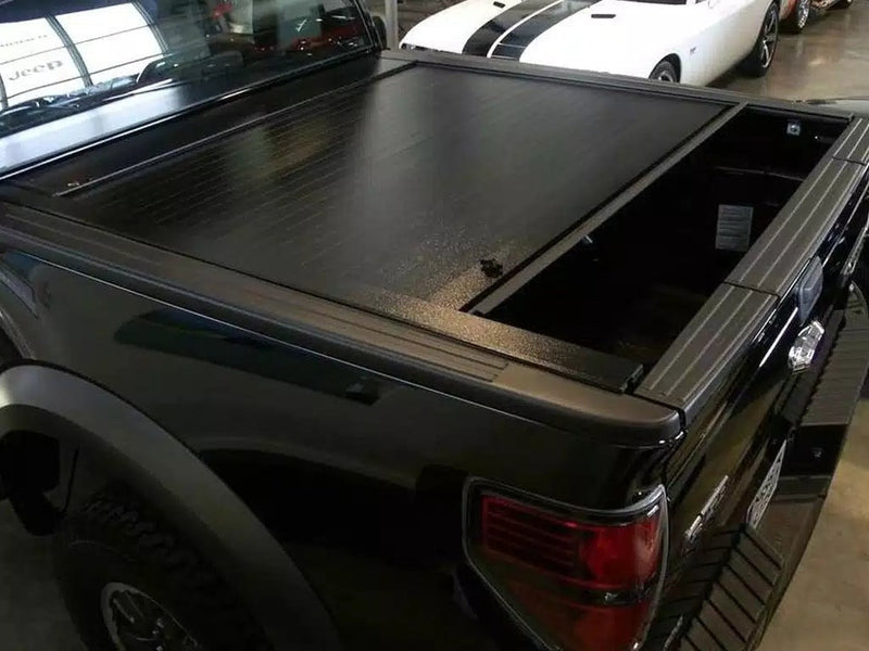 Pace Edwards Full Metal JackRabbit Manual Retractable Tonneau Cover for 2020-2026 Jeep Gladiator (5' Bed, Cover with Standard Rails), view 19