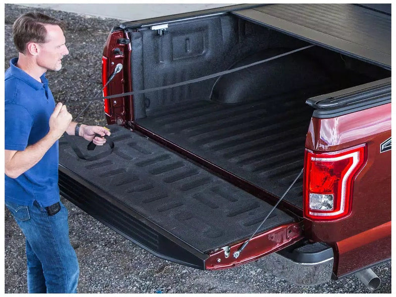 Pace Edwards UltraGroove Manual Retractable Tonneau Cover for 2021-2026 Ford F-150 / F-150 Lightning (5'7" Bed), view 9
