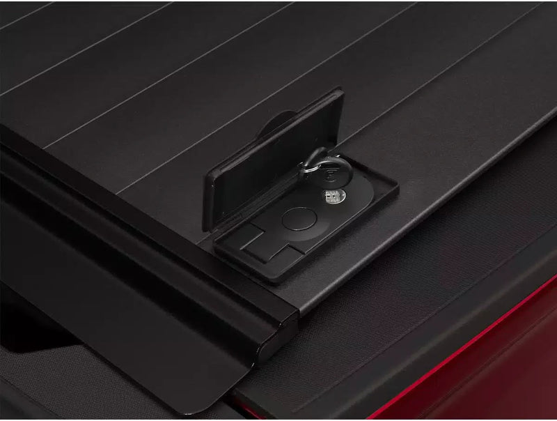 RetraxPRO MX Retractable Tonneau Cover for 2007-2014 Chevrolet Silverado 1500/2500/3500 / GMC Sierra 1500/2500/3500 (6'6" Bed, with Wide Rails), view 9